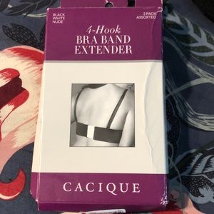 4 hook bra band extender